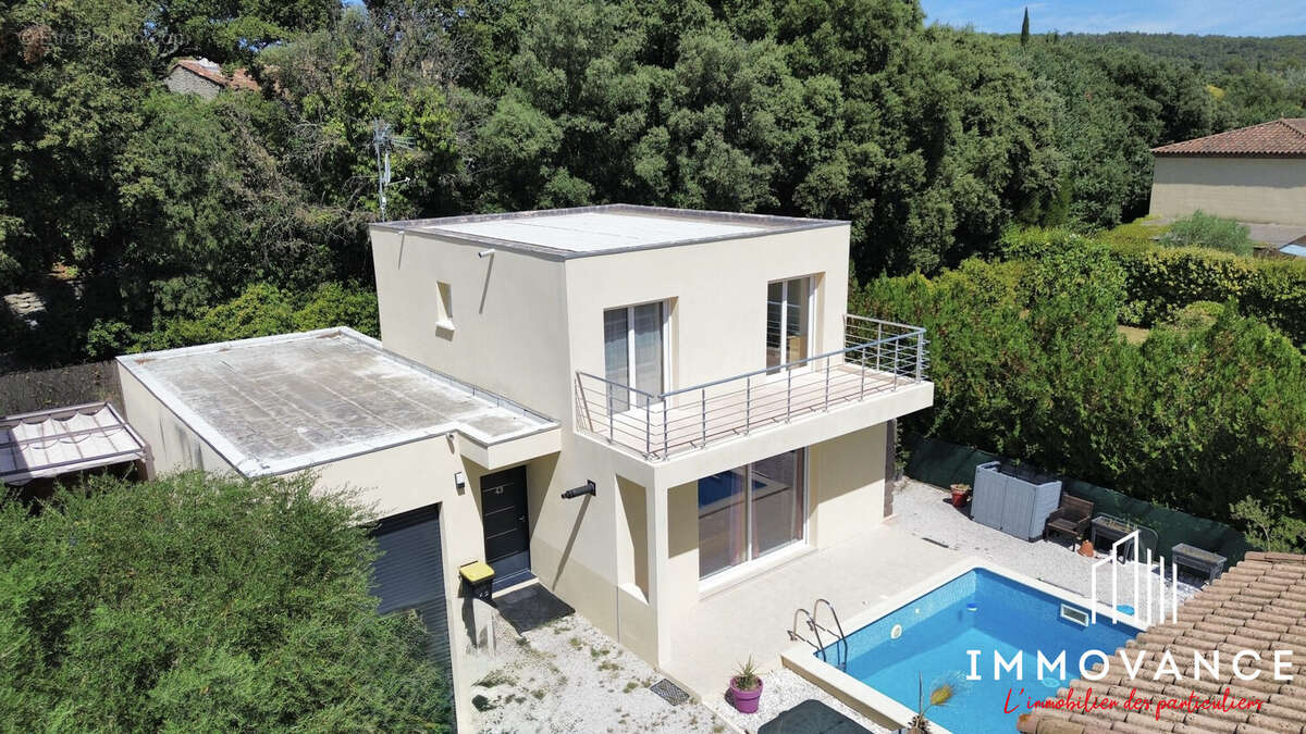 Maison 106 m² à Saint-Mathieu-De-Treviers  - photo 2