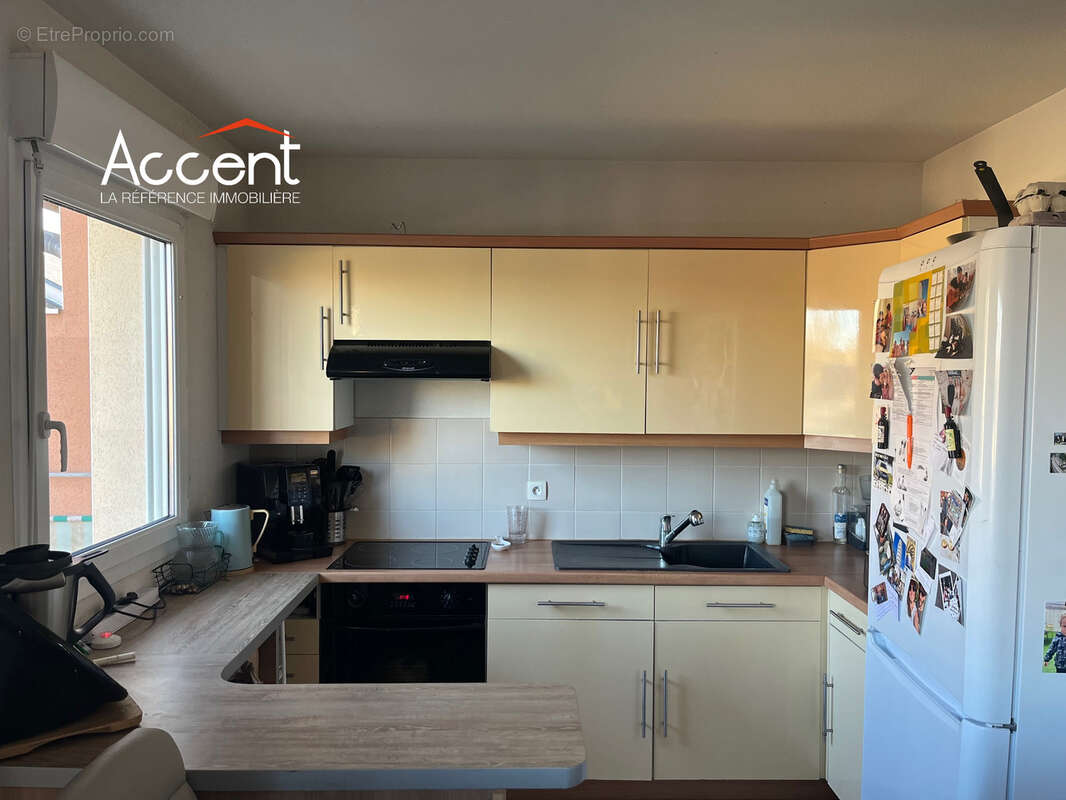 Appartement à ONET-LE-CHATEAU