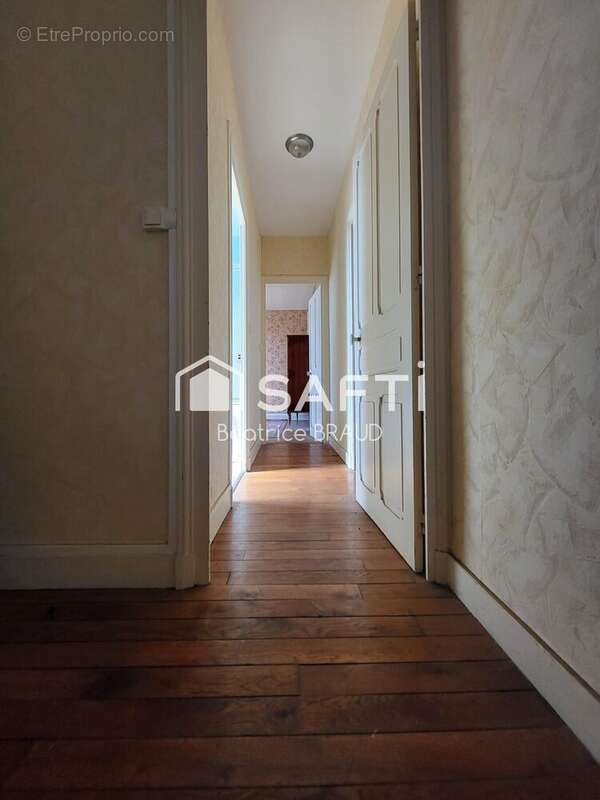 Maison 106 m² à Saint-Junien  - photo 8