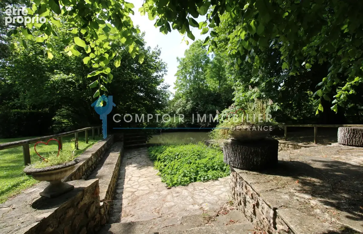 A vendre Proche Anet Dpt (28) Eure et Loir Propriété de charme et de sa magnifique chapelle sur 1,7 ha environ - photo 4