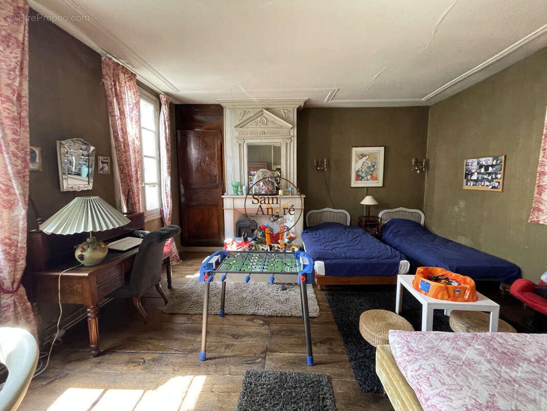 Maison 170 m² à Angouleme  - photo 8