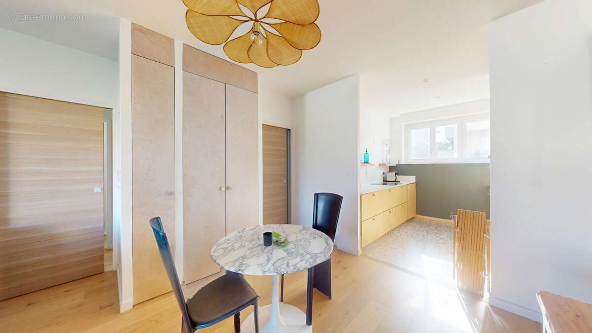 Appartement à LYON-8E