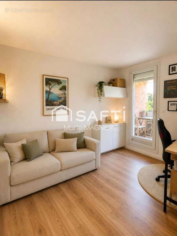Photo 4 - Appartement à ROQUEBRUNE-SUR-ARGENS