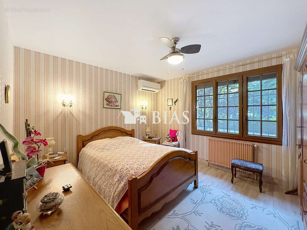 Maison 117 m² à Le Noyer-En-Ouche  - photo 7