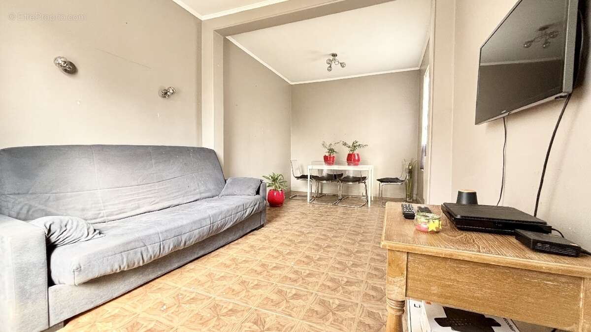 Maison 49 m² à Louvres  - photo 3