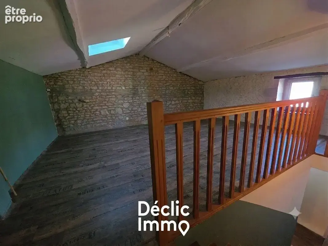 Charmante Maison en Pierre avec Garage et Jardin  A Cherveux - photo 6