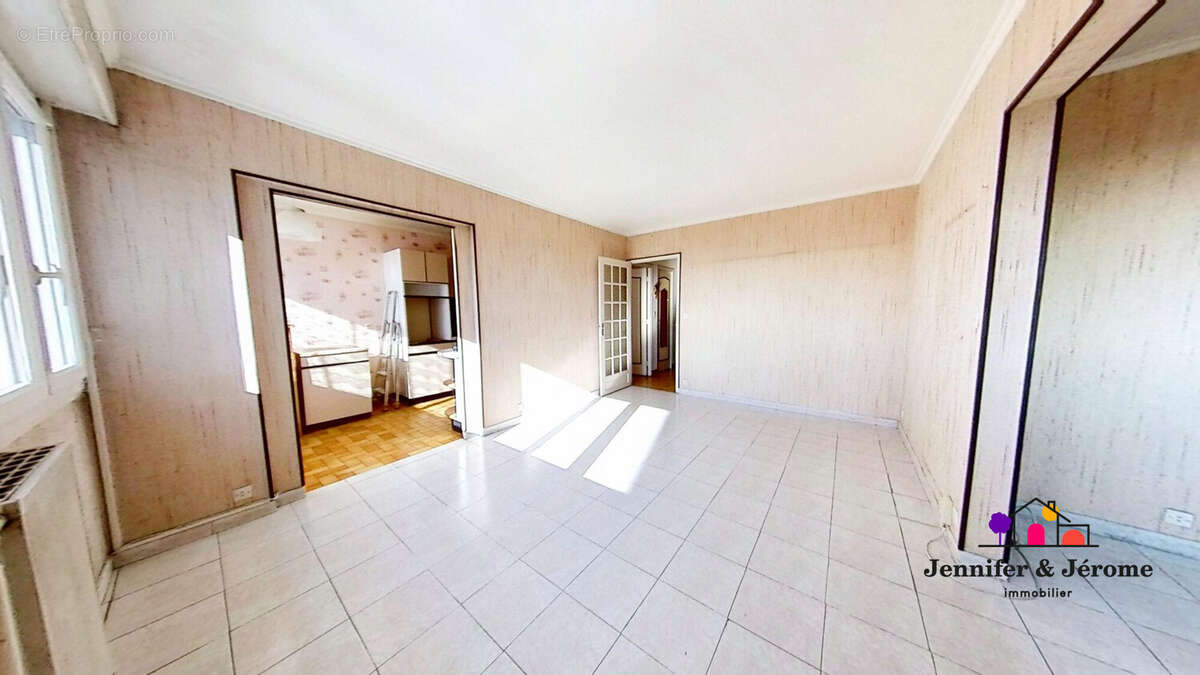 Appartement à EPINAY-SUR-SEINE