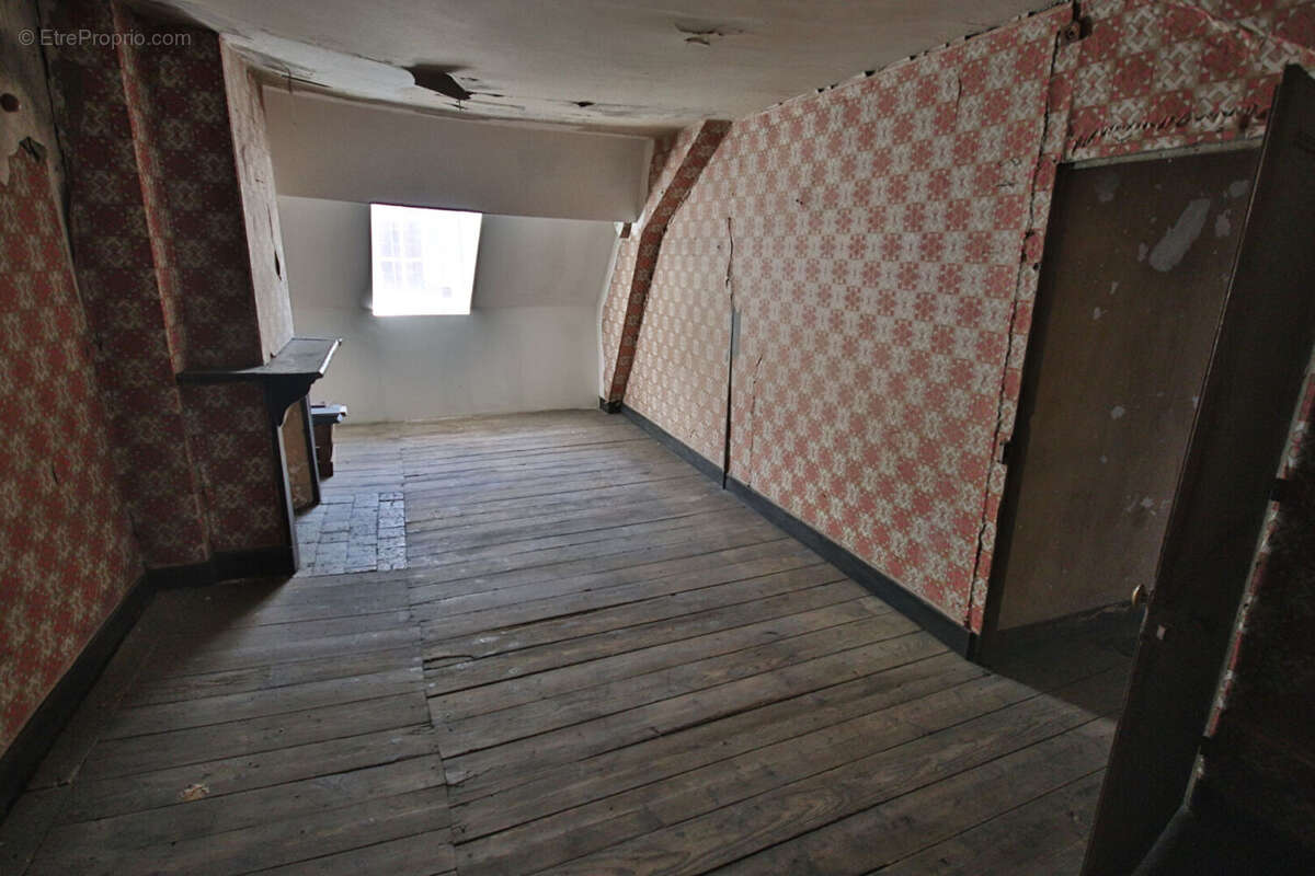 Appartement à MOULINS