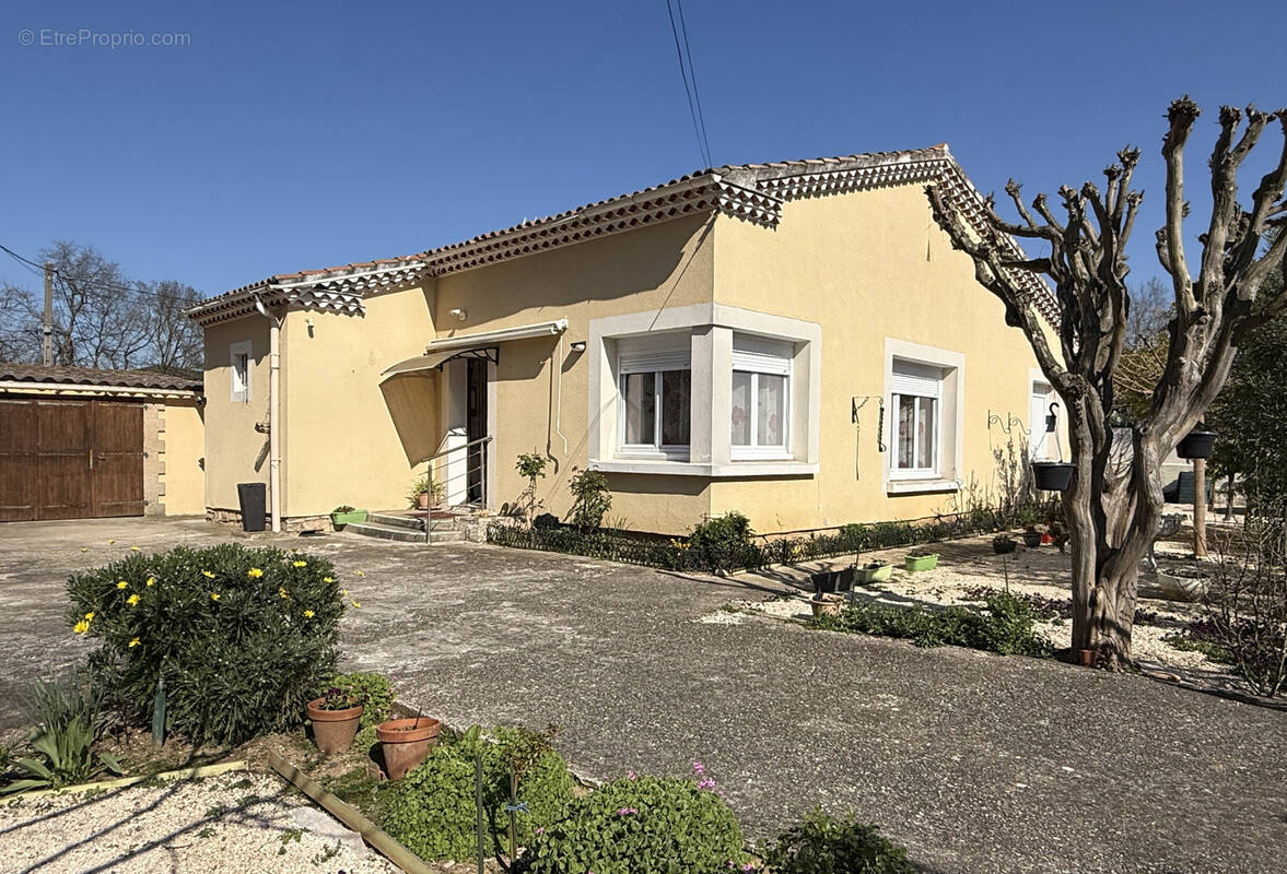 Maison à BAGNOLS-SUR-CEZE