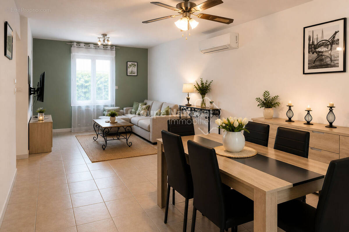 Appartement à SAINT-MARTIN-DE-CRAU