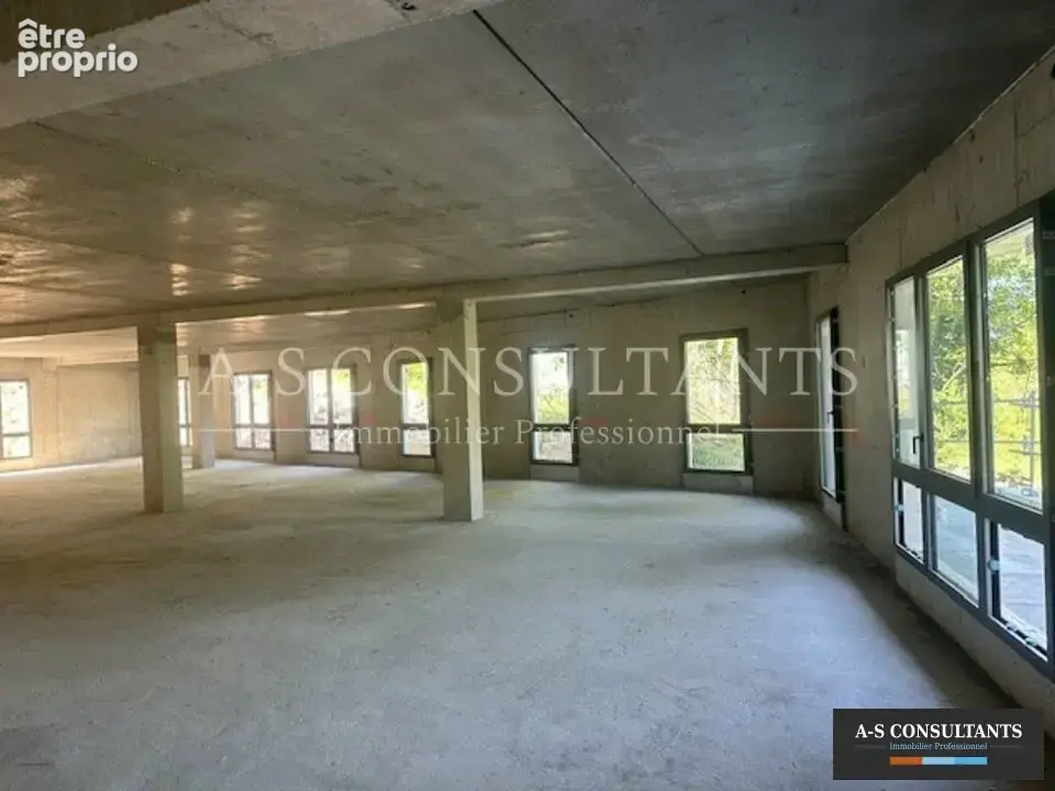 Bureaux - locaux pro à vendre - photo 3