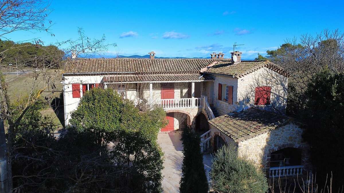 Maison à ALLEGRE-LES-FUMADES