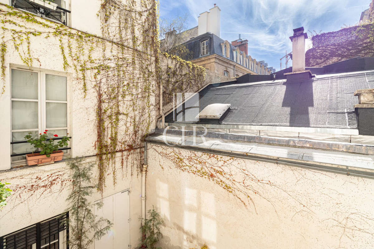 Appartement à PARIS-3E