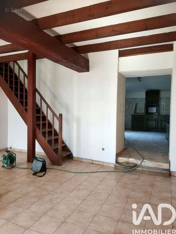 Maison 163 m² à Le Seure  - photo 8