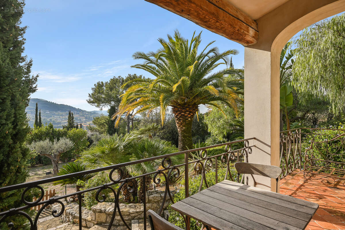Maison à LA CADIERE-D'AZUR