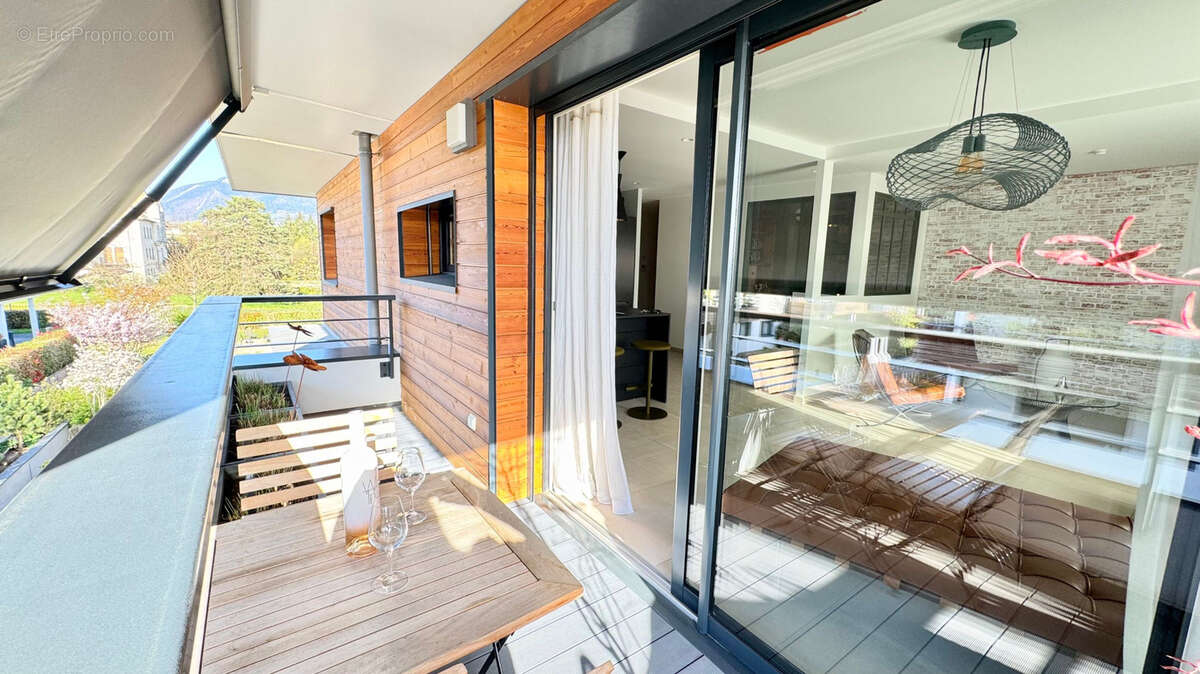 Appartement à ANNECY-LE-VIEUX