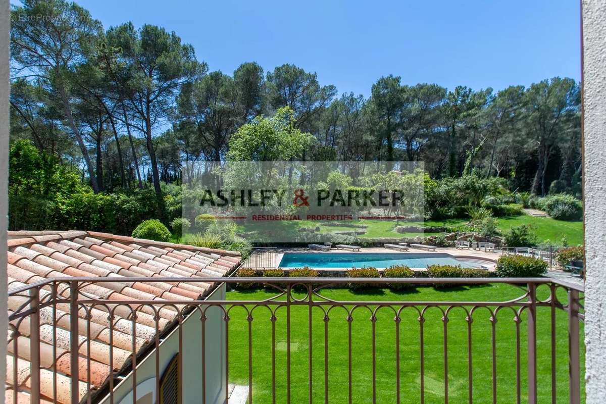 Maison à MOUANS-SARTOUX