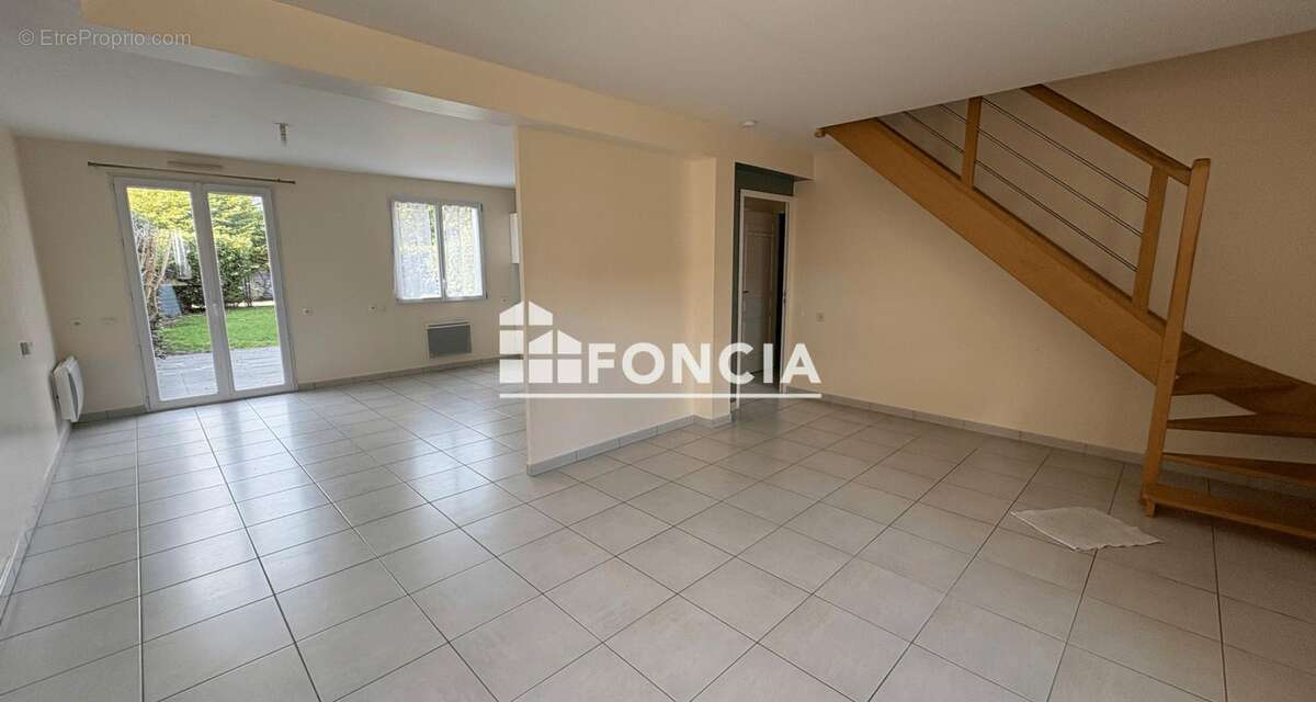 Maison à BOUCHEMAINE