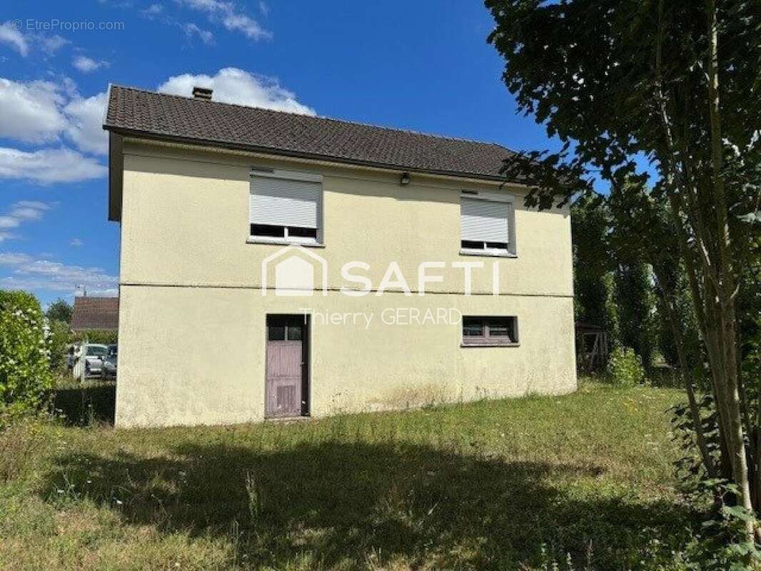 Photo 2 - Maison à MONTCORBON