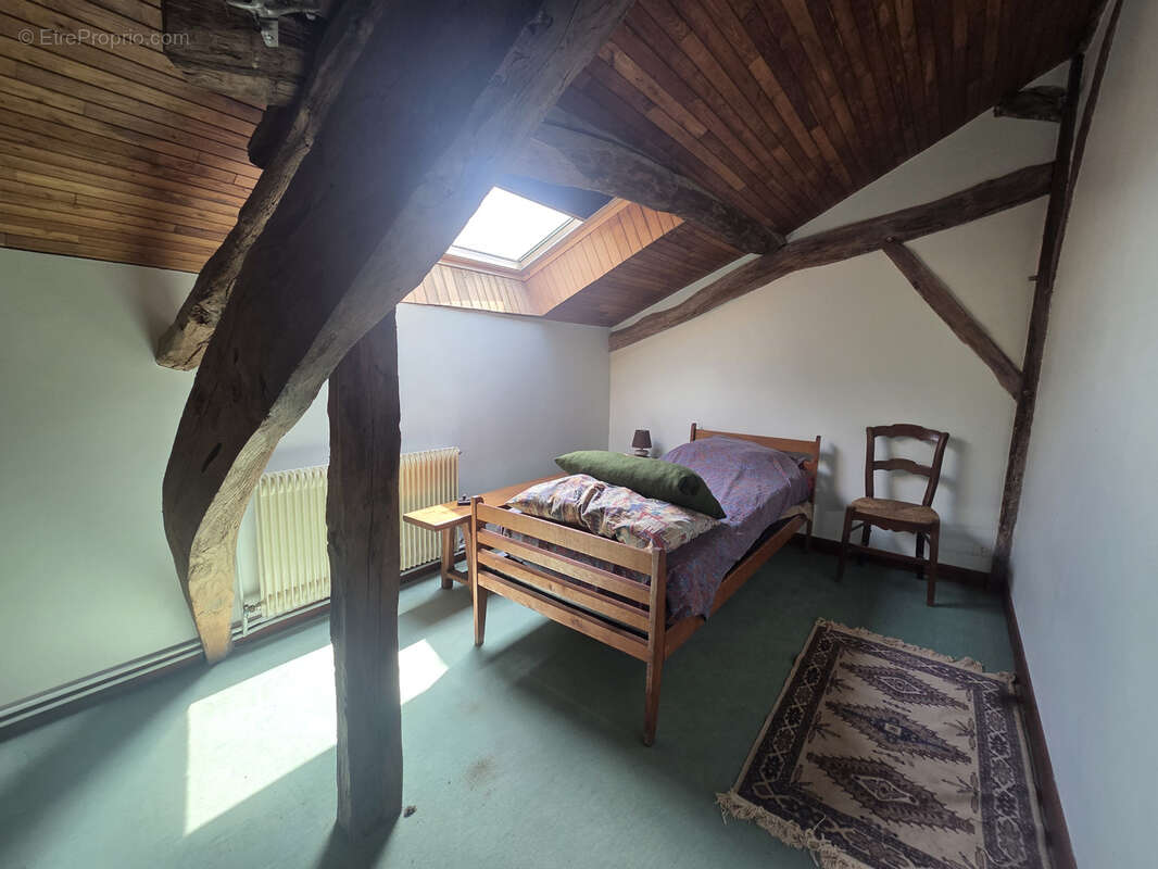 Maison de campagne en pierre du XVII? siècle avec piscine   À 5 minutes de Villeneuve-sur-Lot - photo 10