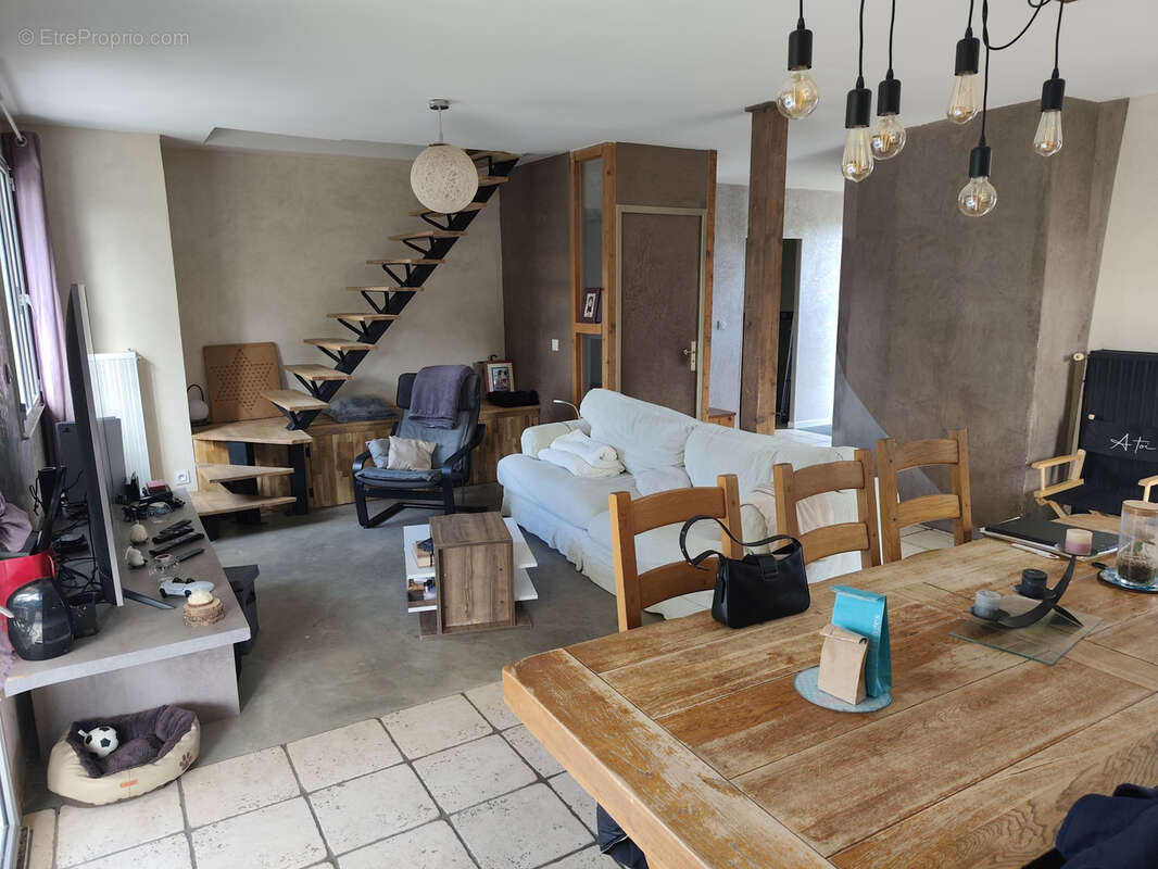 Maison à ARMENTIERES-EN-BRIE