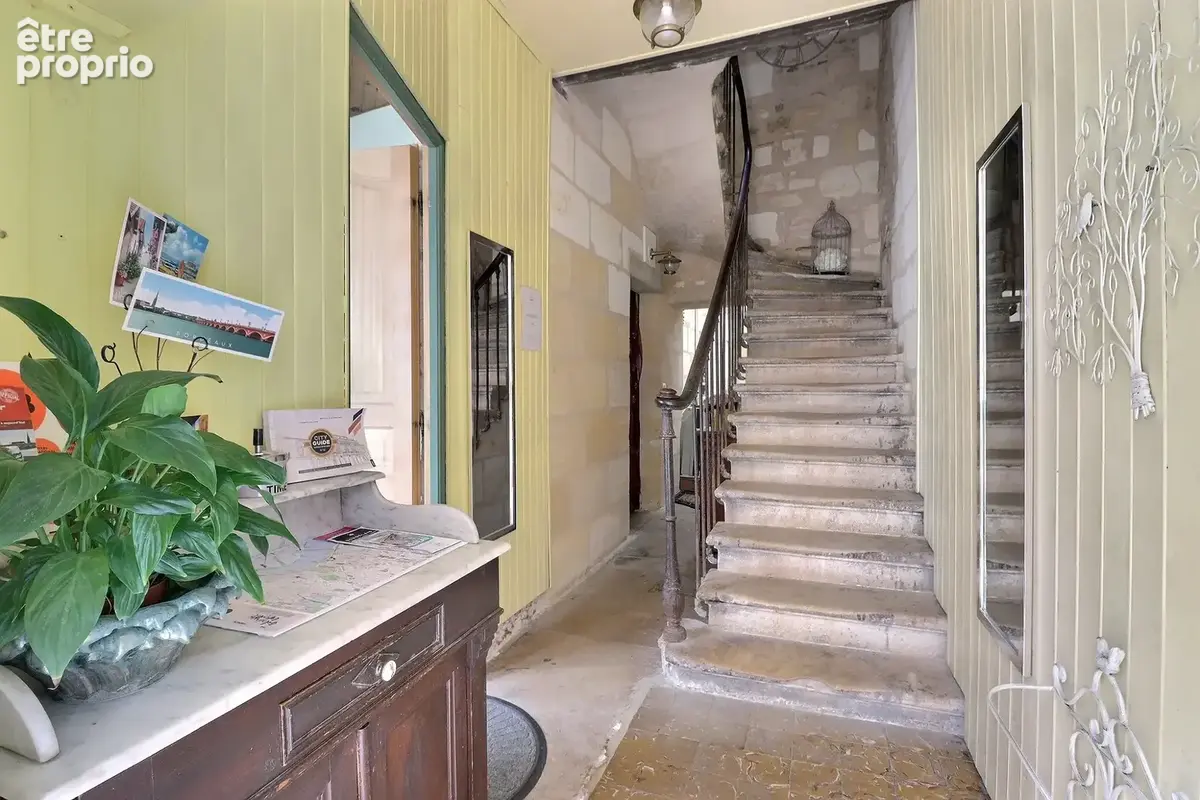 Maison d'hôtes à vendre quartier historique - photo 2