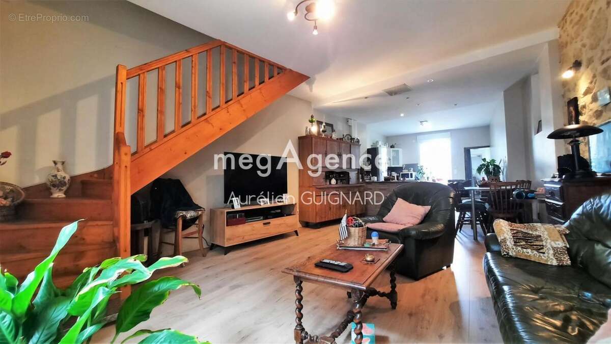 Appartement à BRESSUIRE