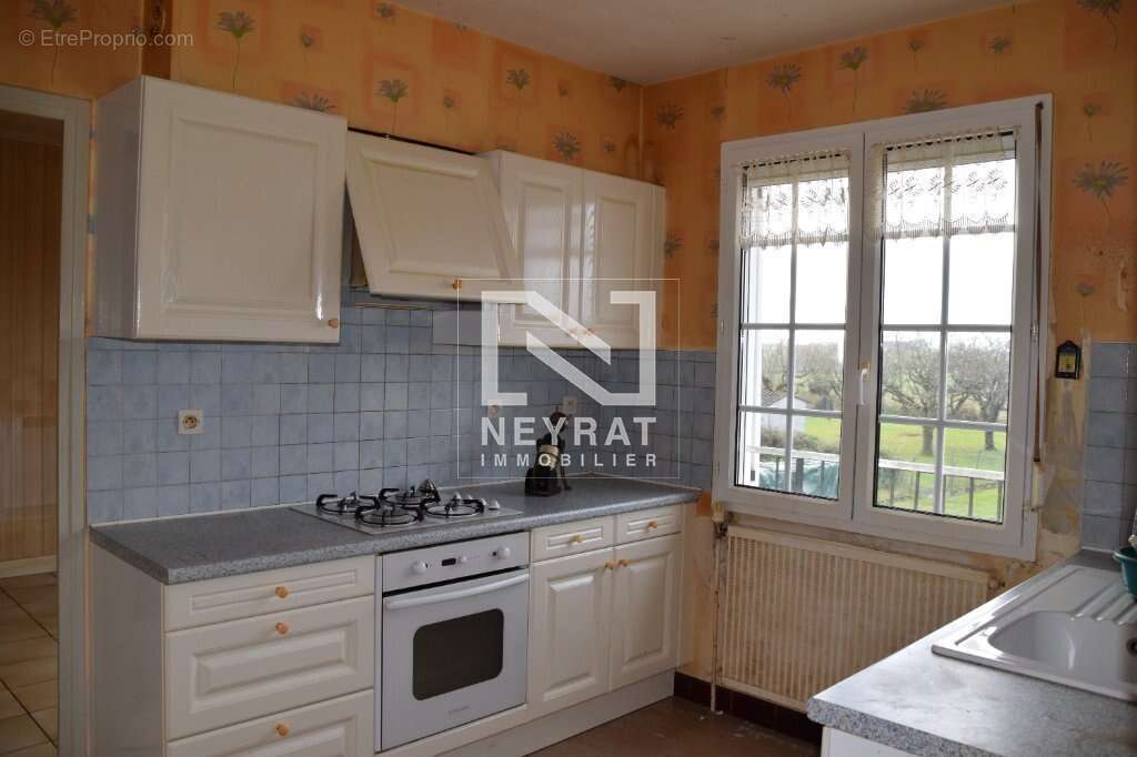 Maison à ARNAY-LE-DUC