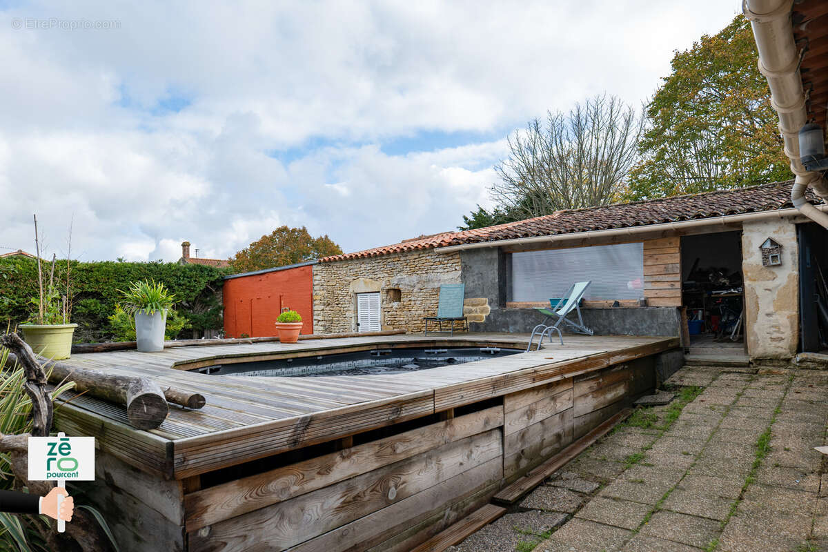 Maison à CHAILLE-LES-MARAIS