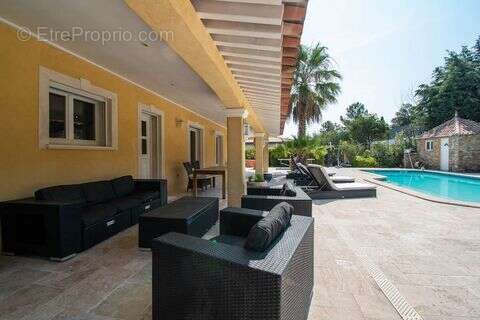 Maison à LES ADRETS-DE-L'ESTEREL