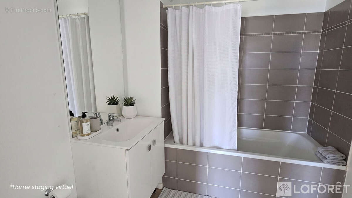 Appartement à BEZANNES