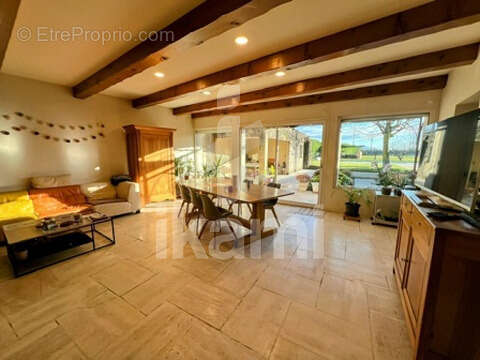 Maison à BOURG-DE-PEAGE