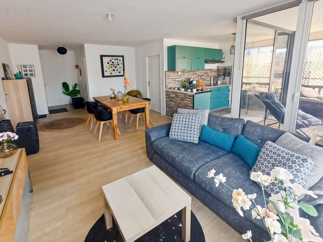Appartement à TORCY