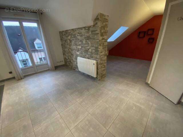 Appartement à EPERNON