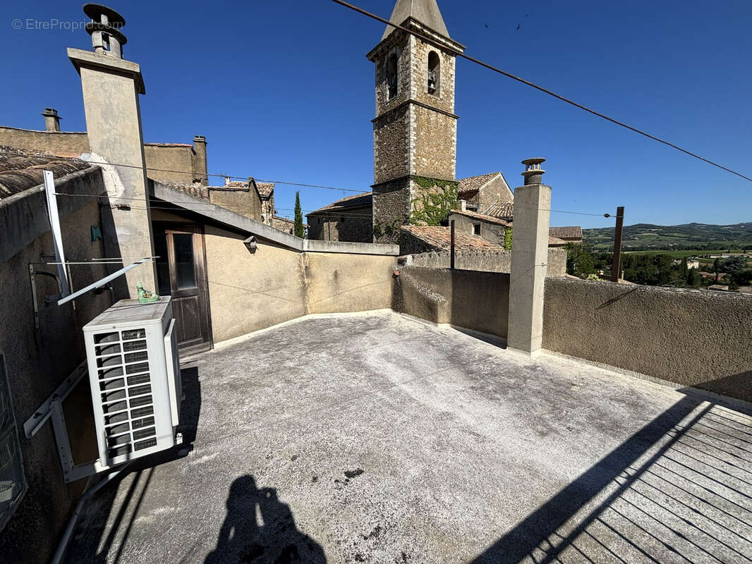 Maison à MIRABEL-AUX-BARONNIES