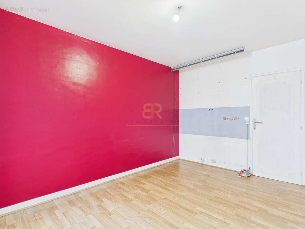Appartement à AUBERVILLIERS