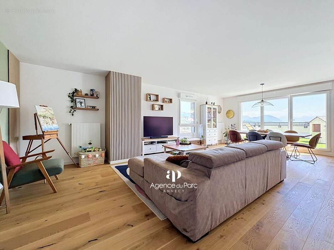 Appartement 130 m² à Allonzier-La-Caille  - photo 6