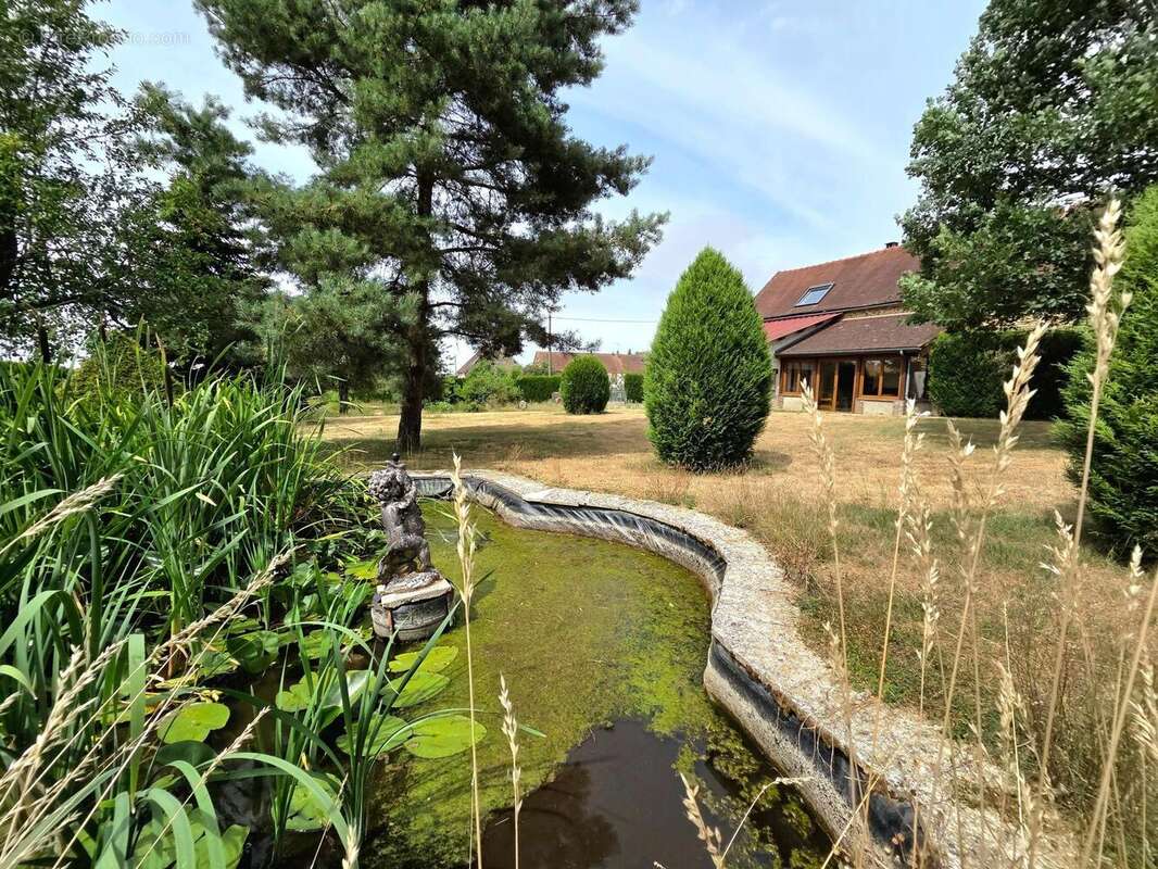 Maison 233 m² à Sormery  - photo 5