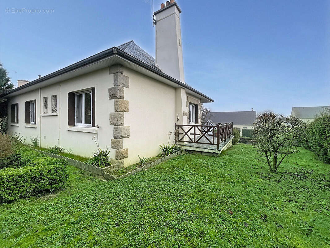 Maison à MINIAC-MORVAN