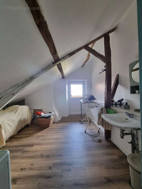 Maison à LEMBEYE