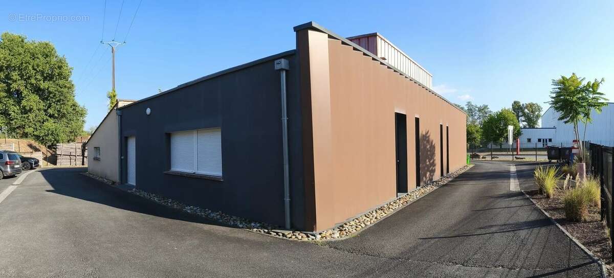 Commerce à BEAUTIRAN