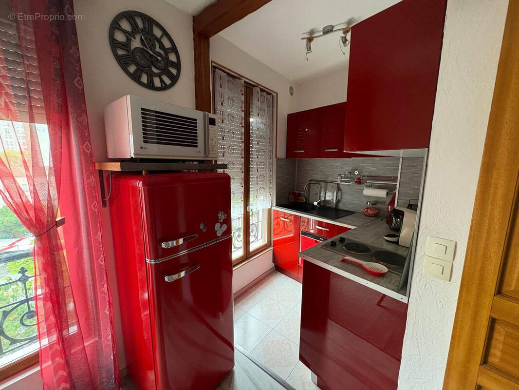 Appartement à PARIS-20E