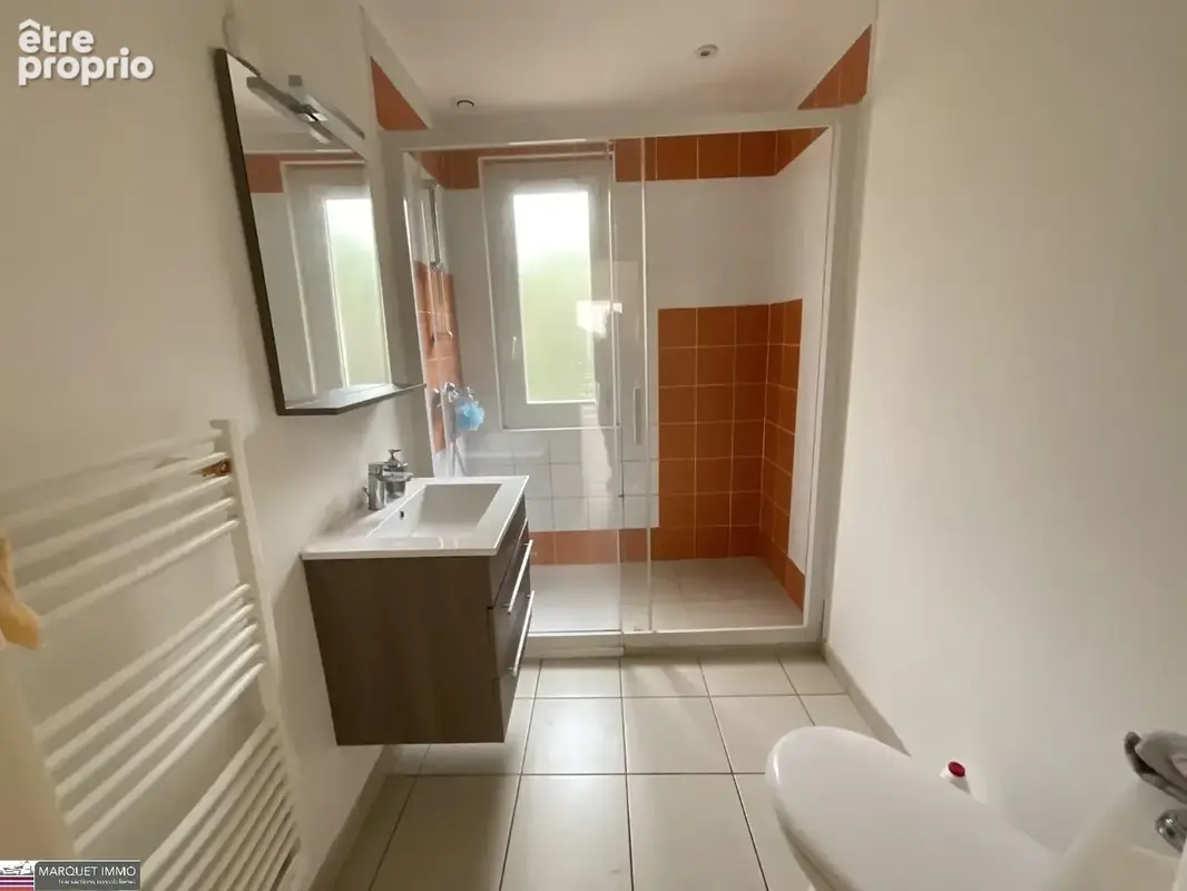Une opportunité rare sur Béziers - Font-Neuve !!! Cette agréable villa T3 de plain-pied offrant 60 m² habitables, construite en  - photo 14