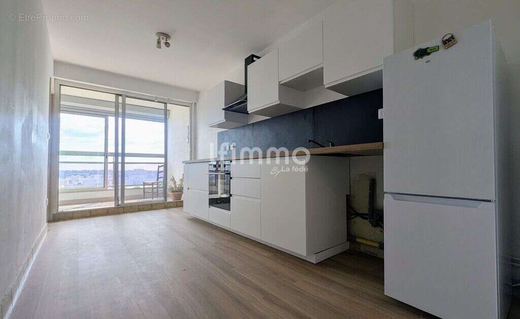 T4 de 84 m² - Piscine - Antigone - photo 8