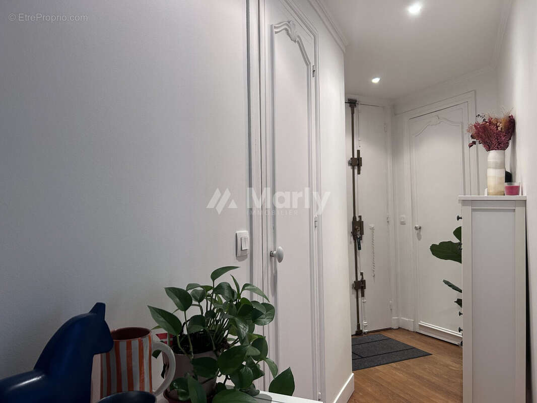 Appartement à PARIS-20E