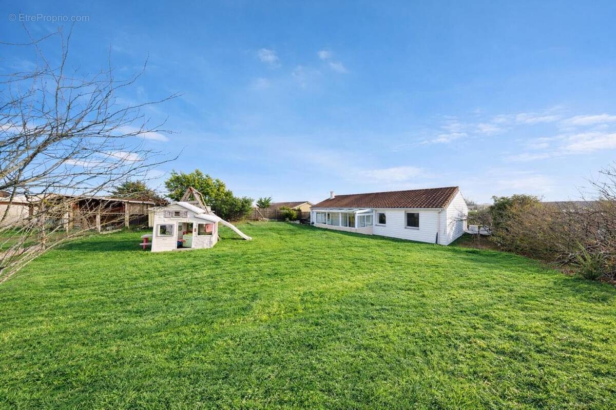Photo 1 - Maison à LANGOIRAN