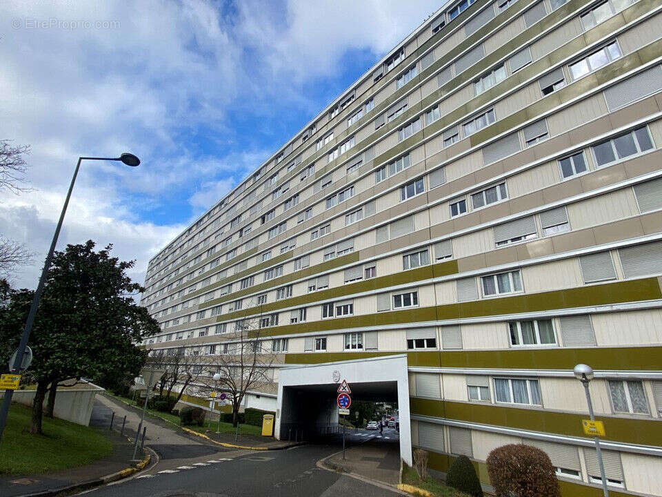 Photo 2 - Appartement à SAINT-ETIENNE