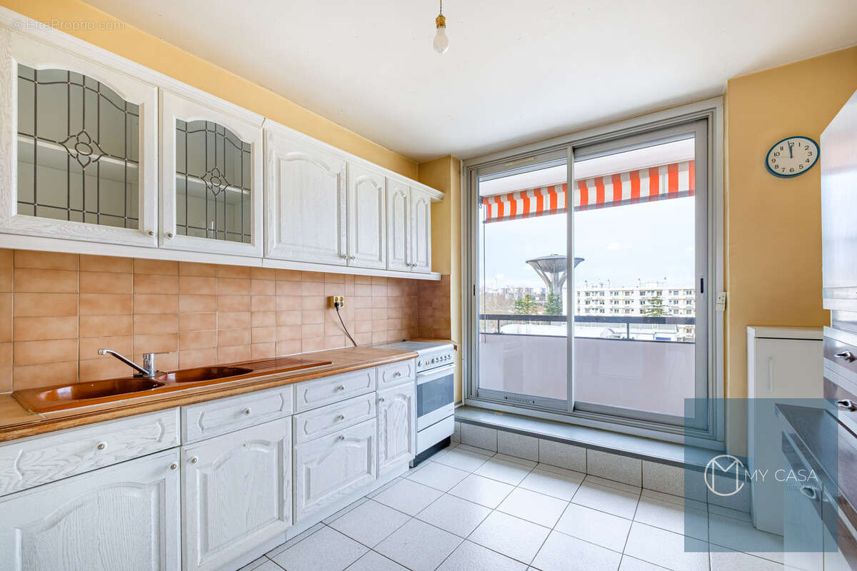 Appartement à LYON-9E