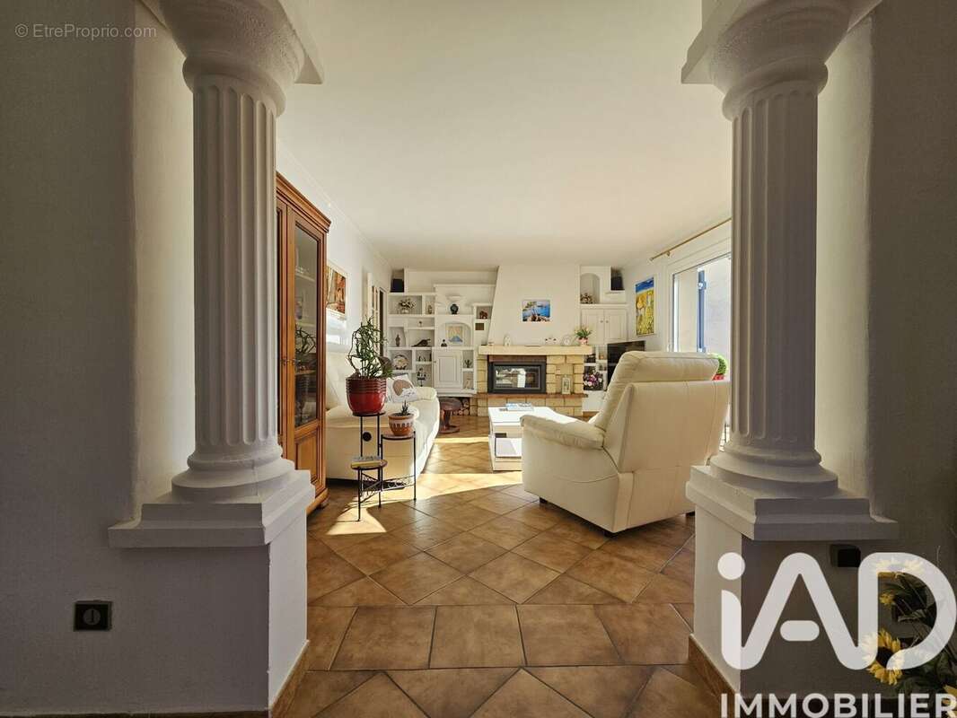 Photo 4 - Maison à FREJUS