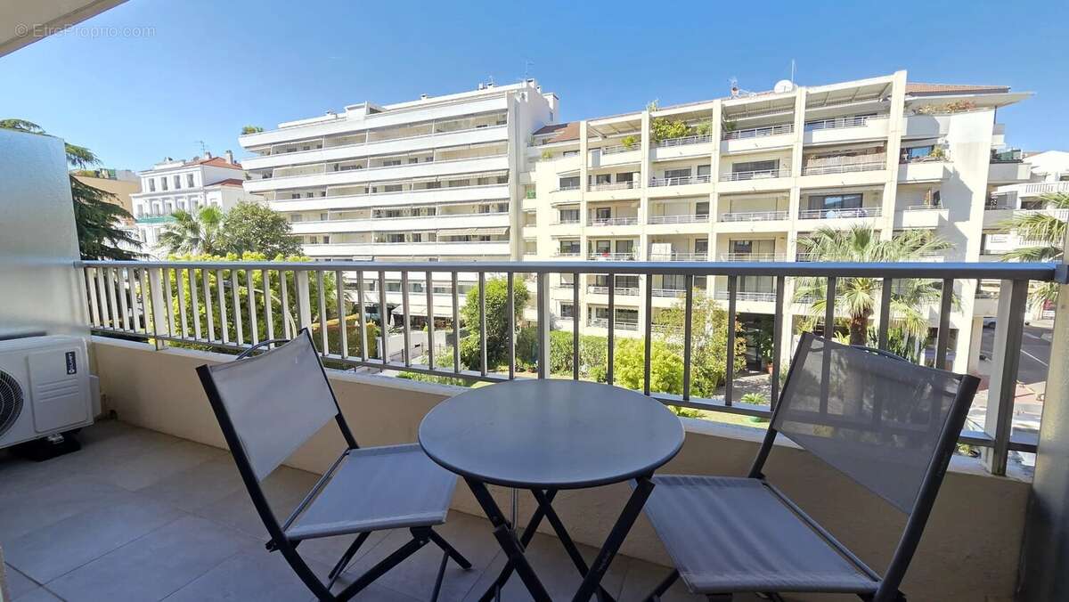Appartement à CANNES
